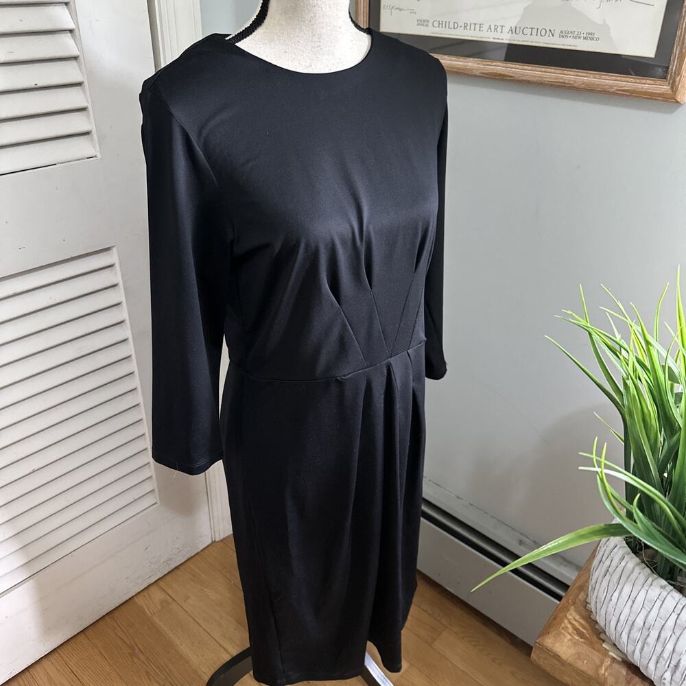 J McLaughlin Dress Womens Large Black Sheath 3/4 Sleeve Classic Quiet Luxury - Picture 3 of 11